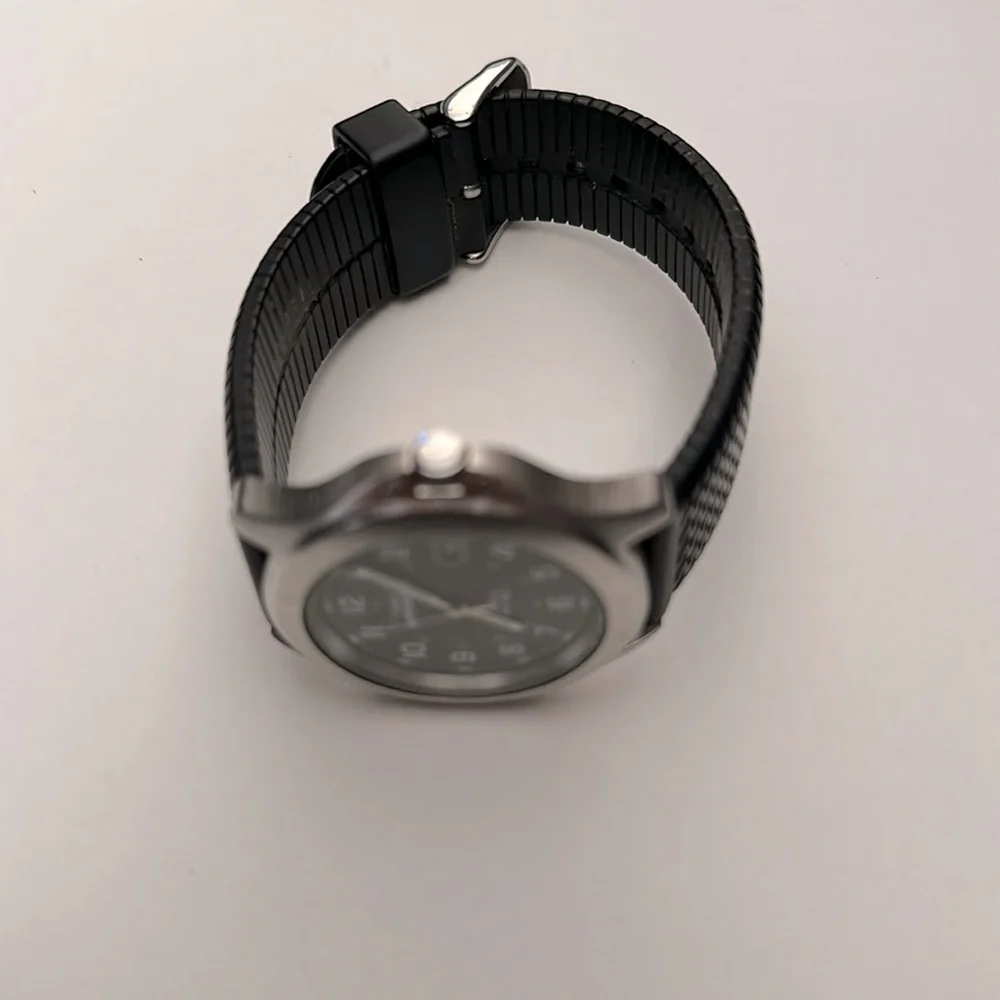 Timex Expedition 50m Water Resistance Black & Silver Men's Watch Rubber Strap - Picture 10 of 10